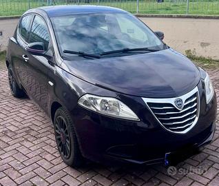 LANCIA Y 1.2 ELFANTINO 69 CV