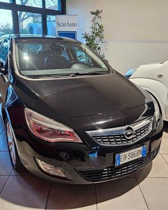 Opel Astra 1.4 Turbo 140CV 5 porte Cosmo