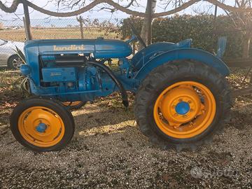 Trattore d'epoca LANDINI LANDINETTA