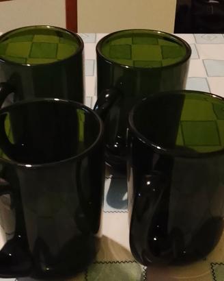Tazze mug in vetro verde
