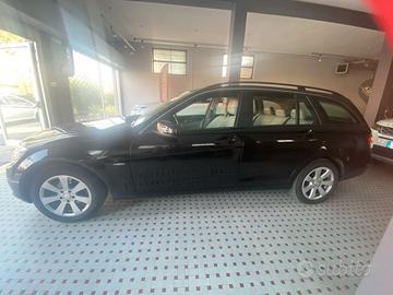 Mercedes c220 station del 2010