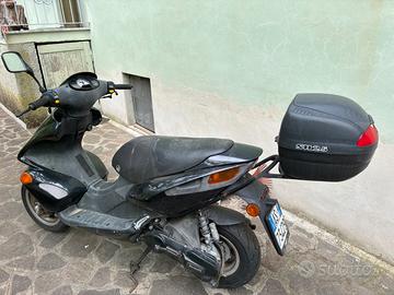 Scooter Benelli 100
