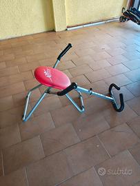 Attrezzo per addominali