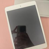 Apple iPad Mini 2nd Gen (A1490) 7.9" 64GB  con Sim