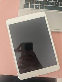 Apple iPad Mini 2nd Gen (A1490) 7.9" 64GB  con Sim