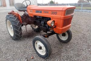 trattore Fiat 300