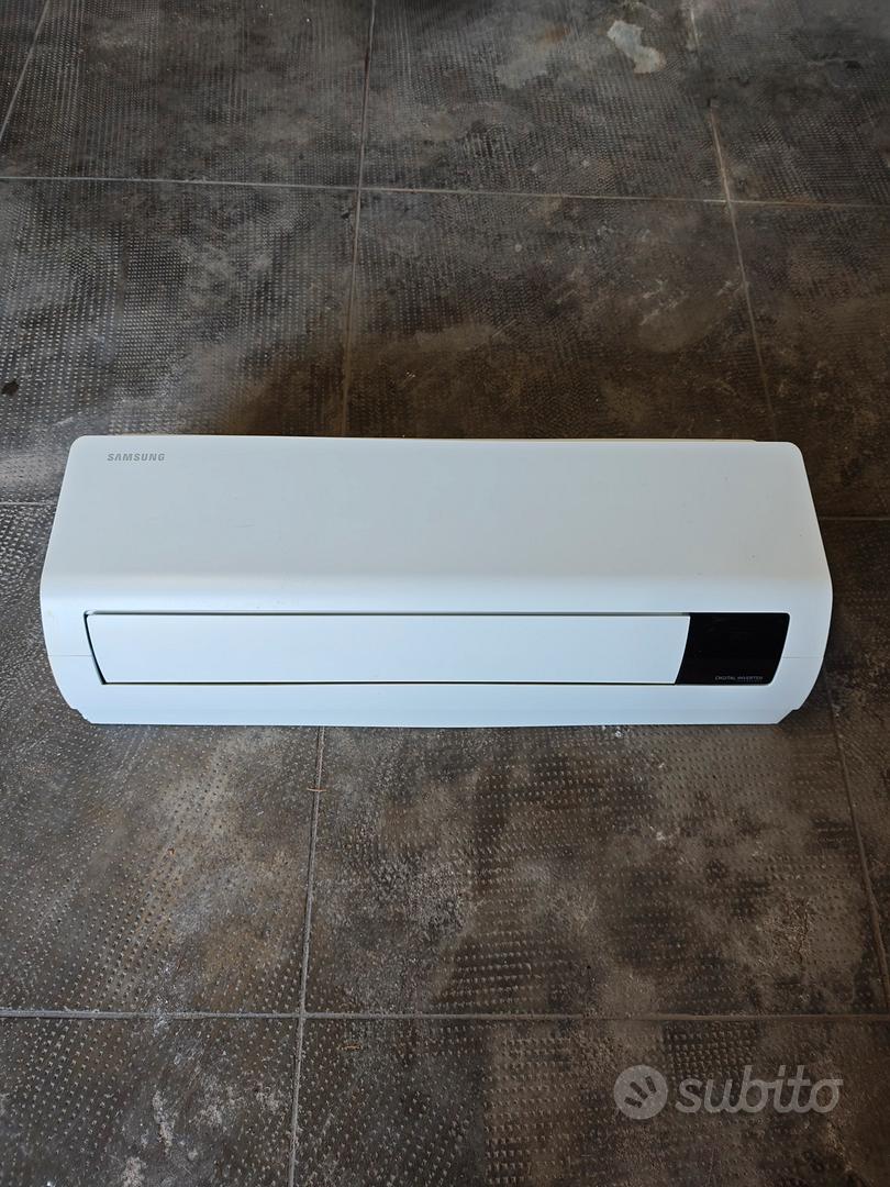 Split Interno ClimatizzatoreSamsung AR12TXHZAWKNEU - Elettrodomestici ...