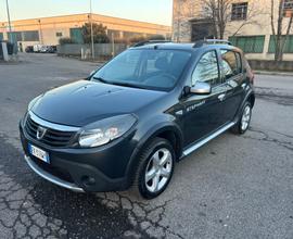 Dacia Sandero Stepway 1.5dci 85 cv molto bella