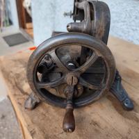 macchina da cucire antica 