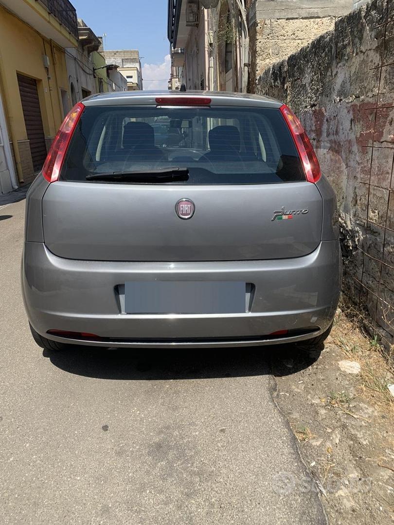 Fiat Grande Punto 2014 photo 3