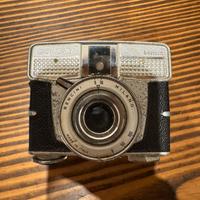 Macchina fotografica a rullino Cometa bencini