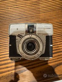 Macchina fotografica a rullino Cometa bencini