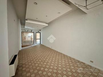 NEGOZIO A CASTELFRANCO VENETO