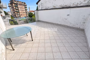 Appartamento a Lomazzo Via BELVEDERE 4 locali