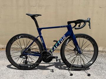 FACTOR OSTRO VAM 2024 tg 56