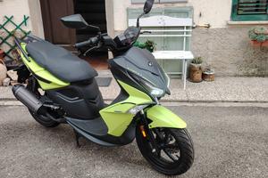 Kymco super R8