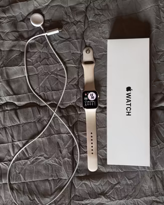 Apple Watch SE (2ª Gen) 40 mm Starlight