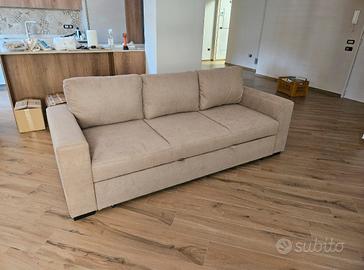 Divano Luberty 3 posti estraibile beige nuovo