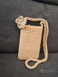 portacellulare ad uncinetto portaocchiali 