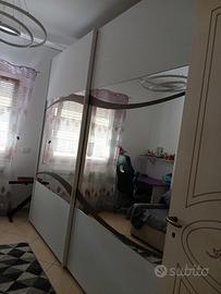 armadio con Ante scorrevoli