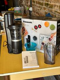 Estrattore PANASONIC  SLOW  JUICER  MOD.. MJ -L700