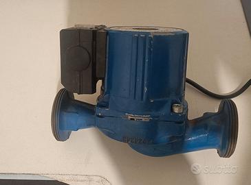 Circolatore pompa Lowara per caldaia