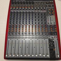 Mixer Behringer UFX 1604 Xenyx