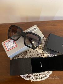 OCCHIALI DA SOLE "PRADA" ORIGINALI USATI