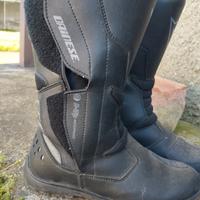 stivali moto dainese
