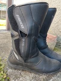 stivali moto dainese