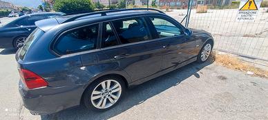 BMW 318 Touring Station wagon