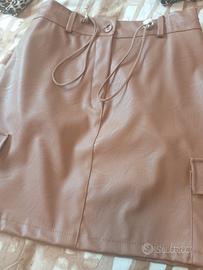 maglia più gonna in ecopelle