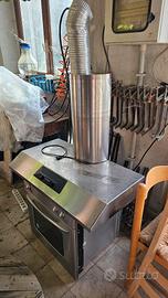 Forno ventilato Electrolux e cappa