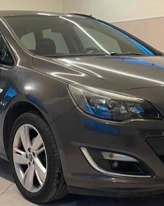 Opel Astra 1.4 Turbo 120CV Sports Tourer Cosmo