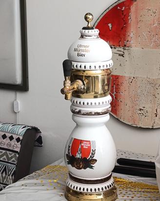 Spillatore birra vintage da collezione. Oktoberfe