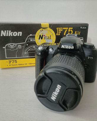 fotocamera Nikon f75 analogica a rullino