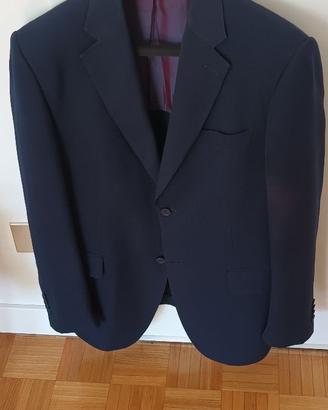 Elegante giacca blu due bottoni