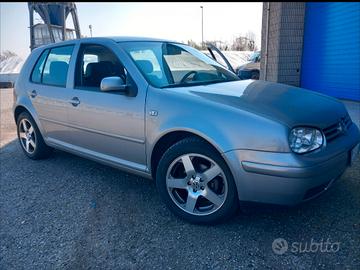 Golf  4