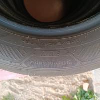 n°4 gomme Goodyear 215/60 R17