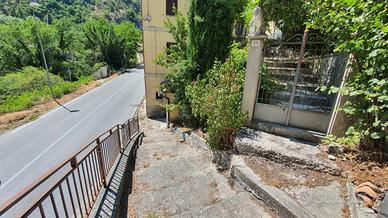 Villino complet. Ristrutturato a Norcia (PG)