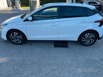 

HYUNDAI i20 1.2 MPI Connectline

