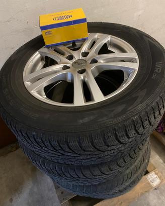 cerchi in lega  215 65 16 usati su Audi Q3