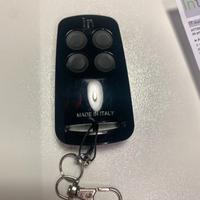 TELECOMANDO UNIVERSALE CANCELLO