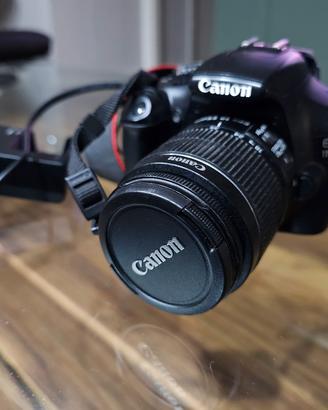 Reflex Canon EOS 1100D