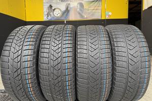4 Gomme 205/40R17 Pirelli Invernali 95/80% residui