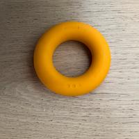Anello per sviluppare i muscoli delle mani.
