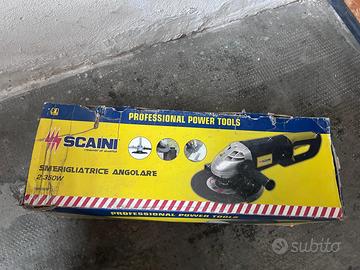 smerigliatrice angolare professional