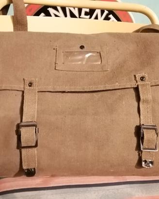 Tascapane militare