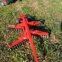 atrezzo agricolo giocattolo 