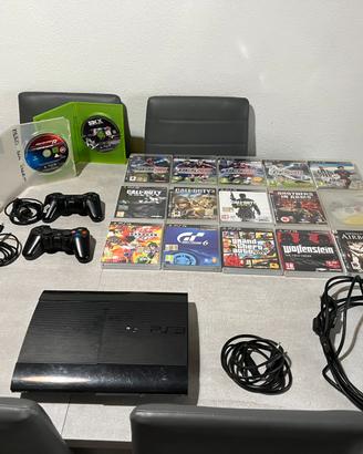 PlayStation 3 con 17 giochi,2 controller